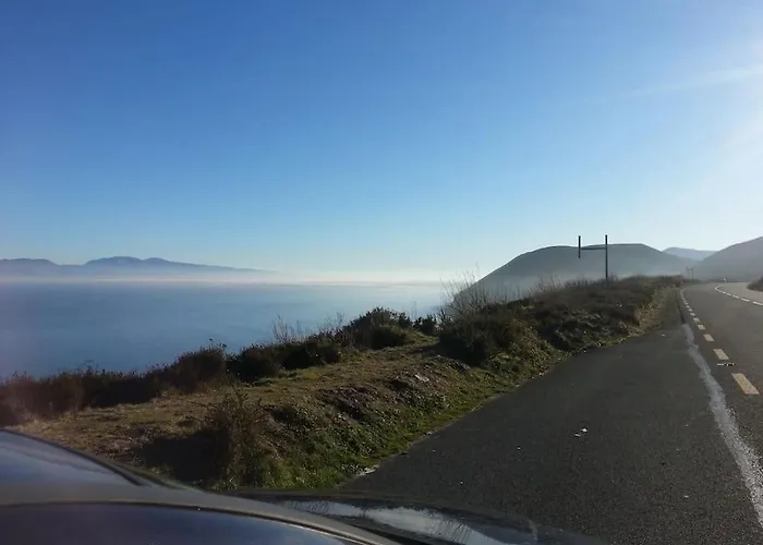 Cosy Beach-side Appartement Cahersiveen